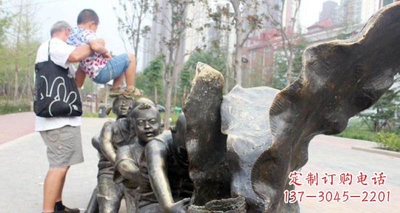 济南拔萝卜的儿童小区景观铜雕