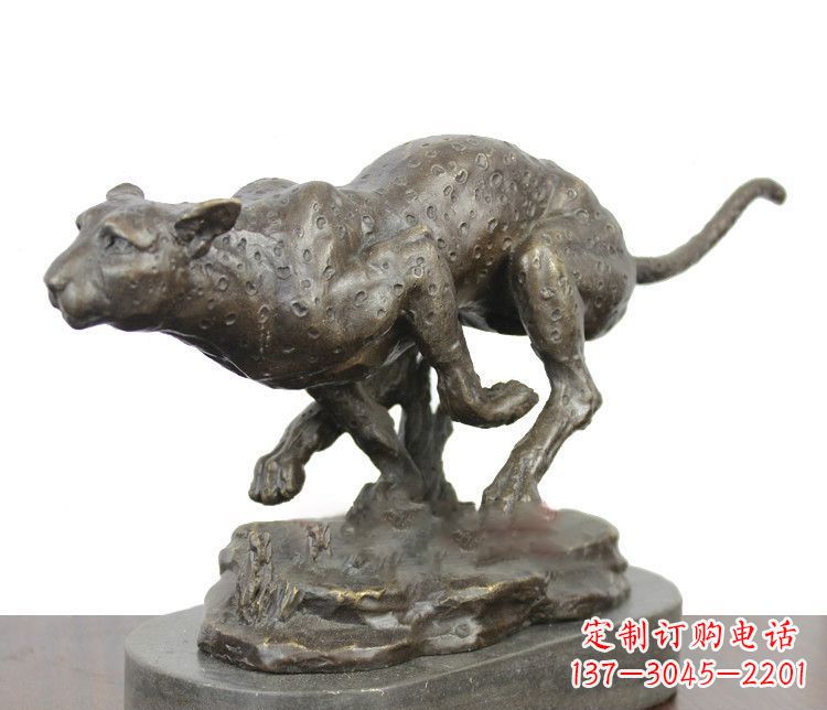 济南豹之美——铜雕艺术