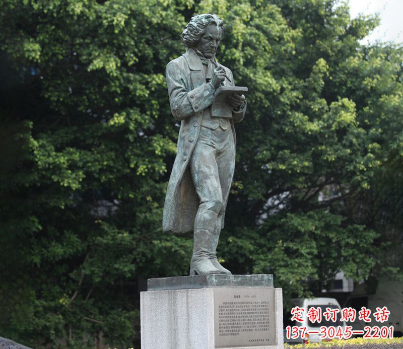 济南贝多芬精美铜雕让古典音乐熠熠生辉