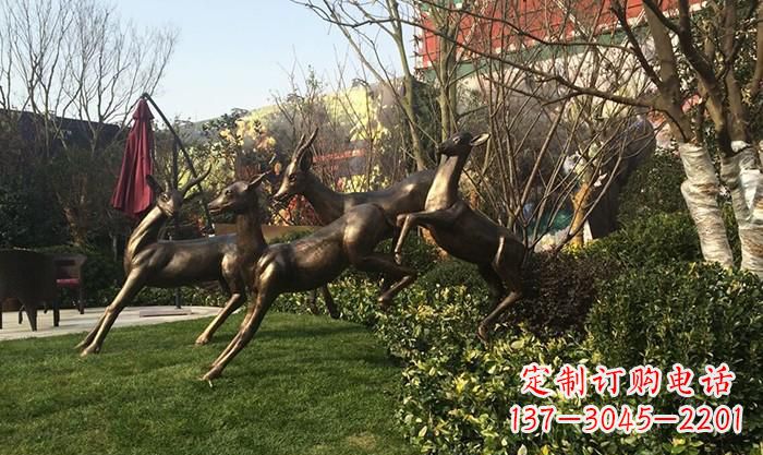 济南“跃动的小鹿雕塑”