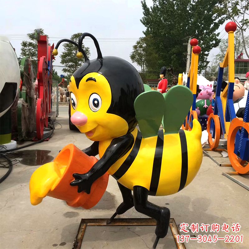 济南玻璃钢蜜蜂雕塑