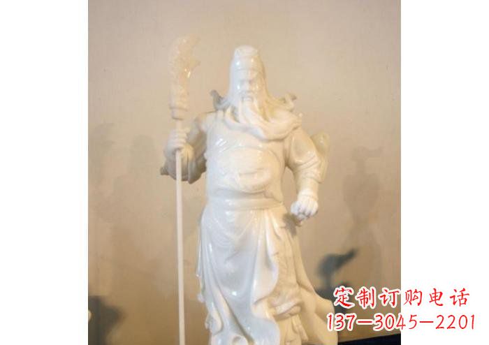 济南玻璃钢持刀关公雕塑