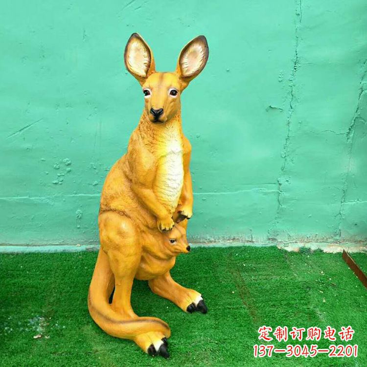 济南玻璃钢袋鼠雕塑