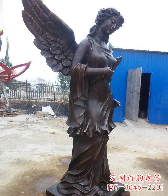 济南玻璃钢仿铜欧式女人雕塑