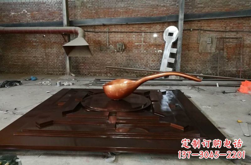 济南玻璃钢仿铜司南雕塑精美装点城市的灵魂