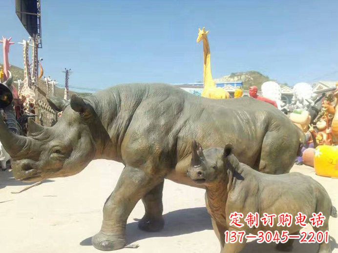 济南玻璃钢制犀牛雕塑——精美外形、质感出众