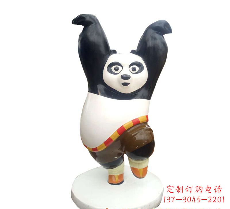 济南玻璃钢制熊猫雕塑精致细腻的艺术品