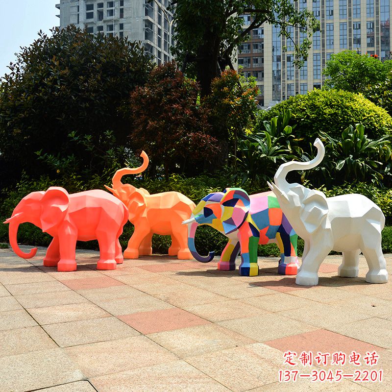 济南金色大象雕塑活跃的商场游乐场