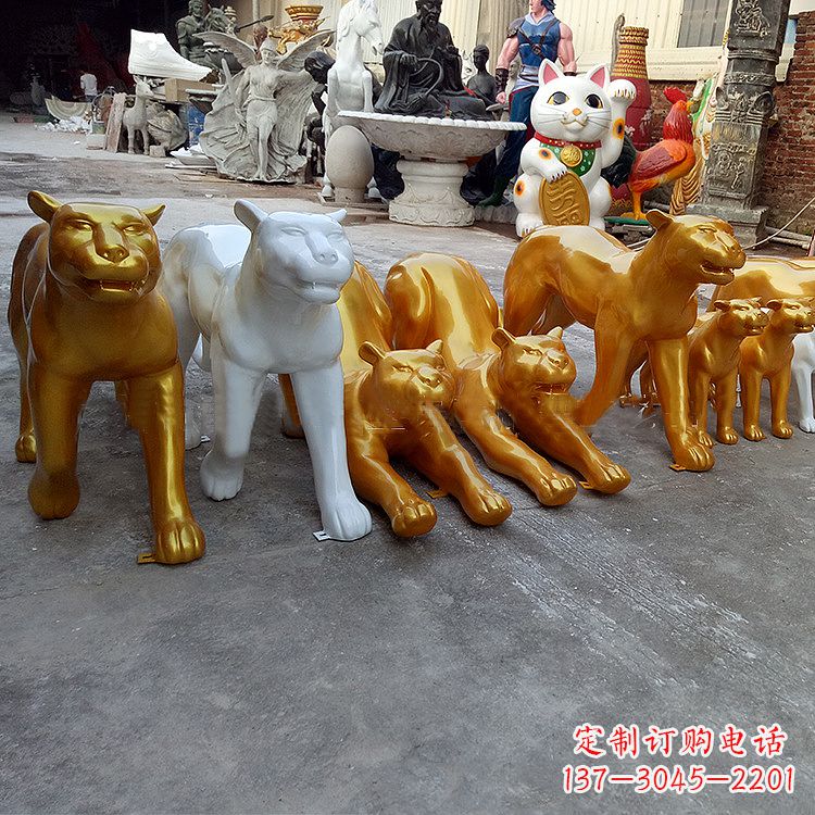 济南玻璃钢金钱豹雕塑,定制精美动物雕塑摆件