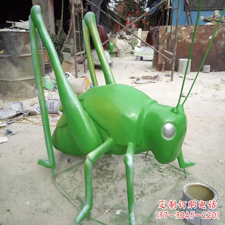 济南玻璃钢蝗虫雕塑精美的艺术造型