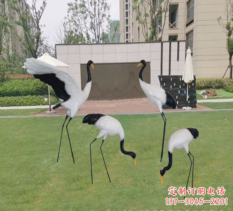 济南精美玻璃钢仙鹤雕塑