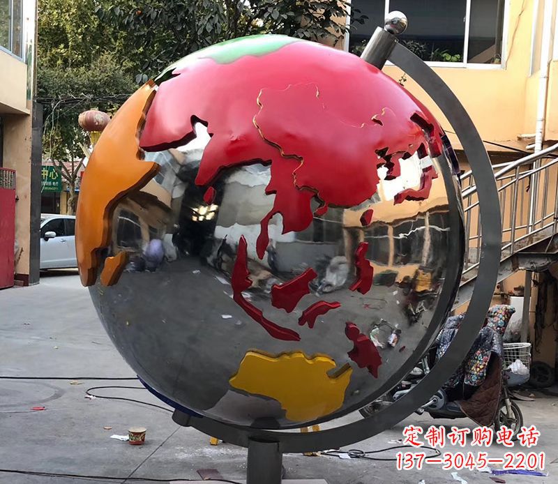济南不锈钢彩绘地球仪雕塑与世界接轨