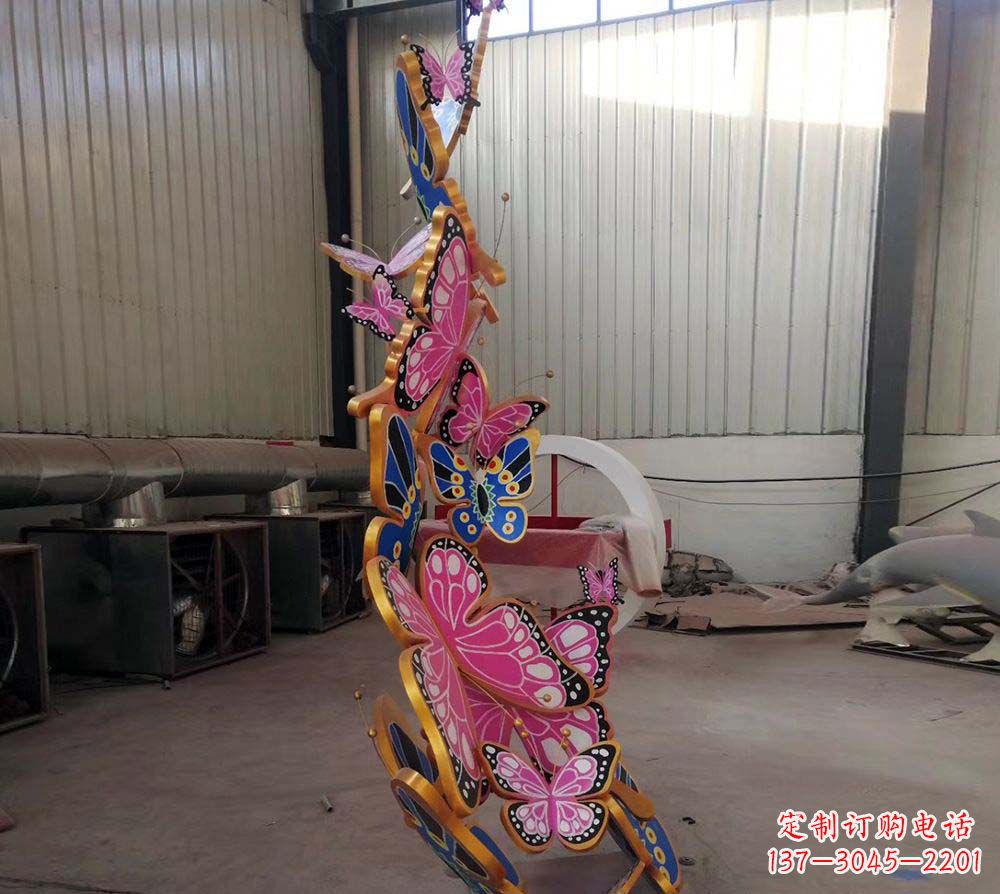 济南不锈钢彩绘蝴蝶雕塑1