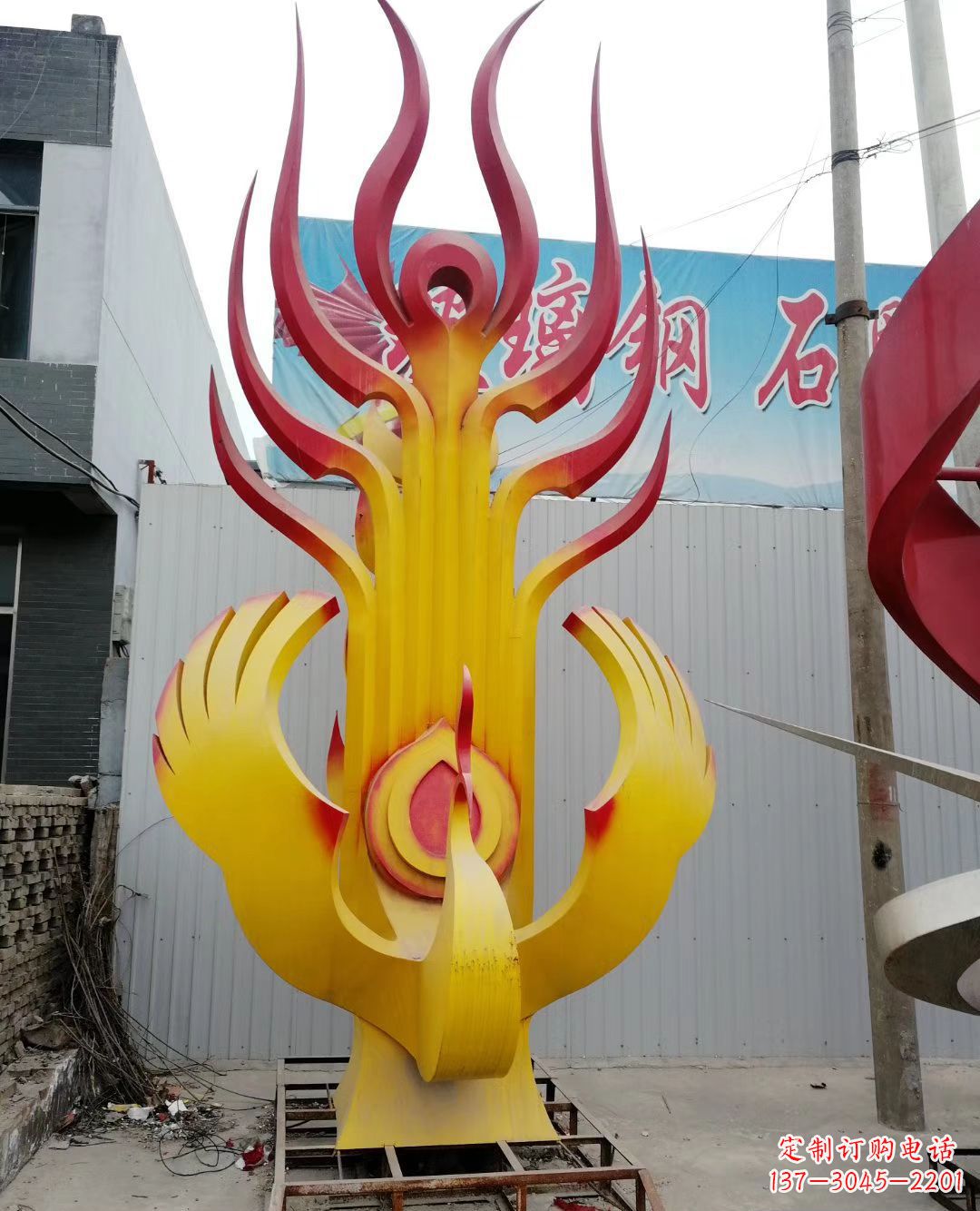 济南不锈钢彩色凤凰雕塑美丽的象征