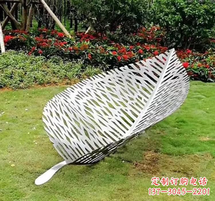 济南不锈钢树叶雕塑艺术与美的结合