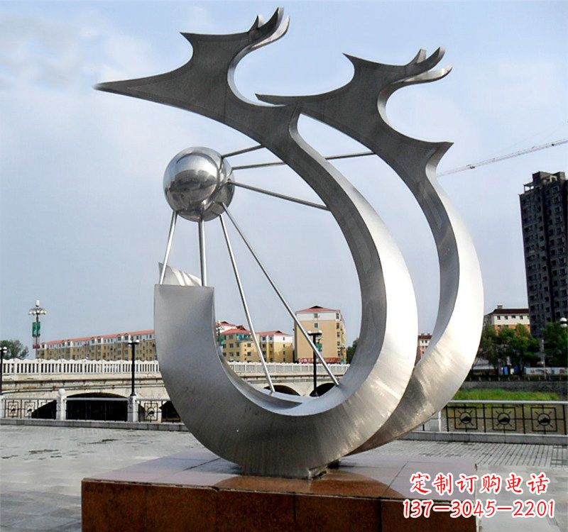 济南不锈钢双龙戏珠雕塑精美绝伦