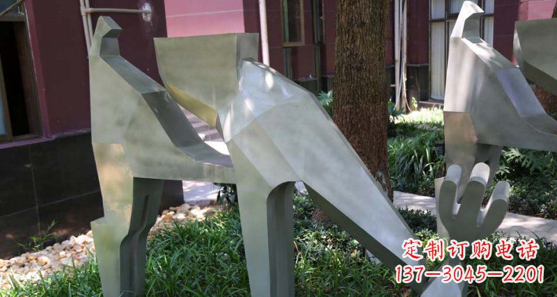 济南精美的不锈钢梅花鹿雕塑