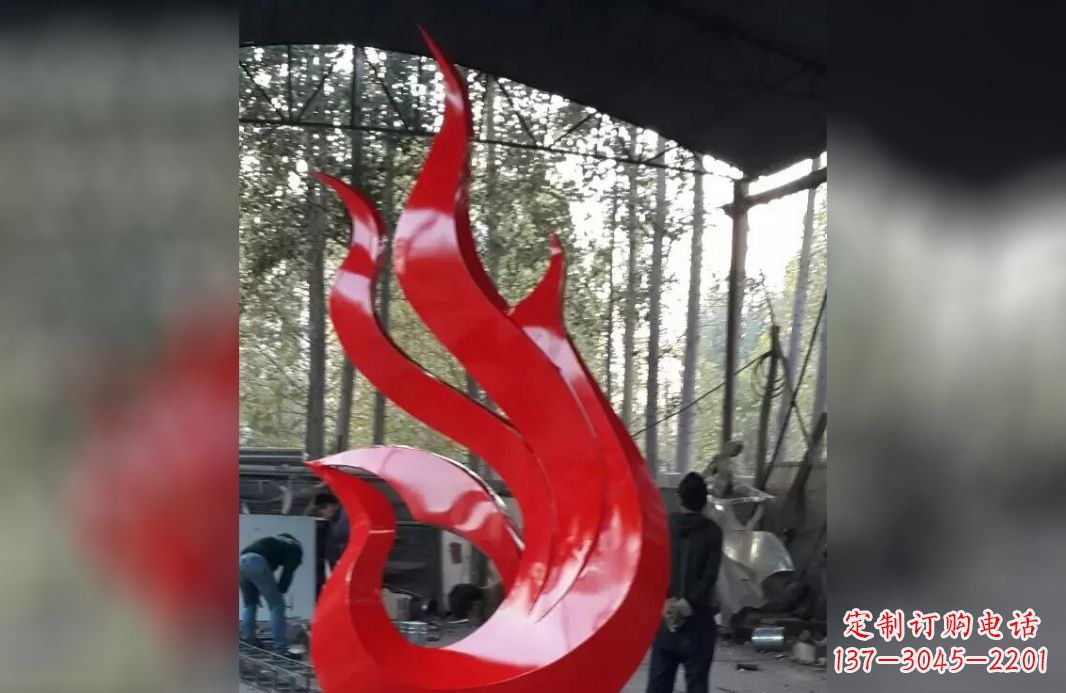 济南不锈钢凤凰雕塑美轮美奂