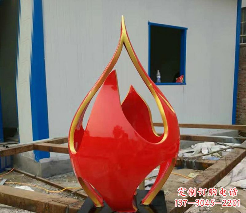 济南不锈钢龙雕塑点缀火龙果广场