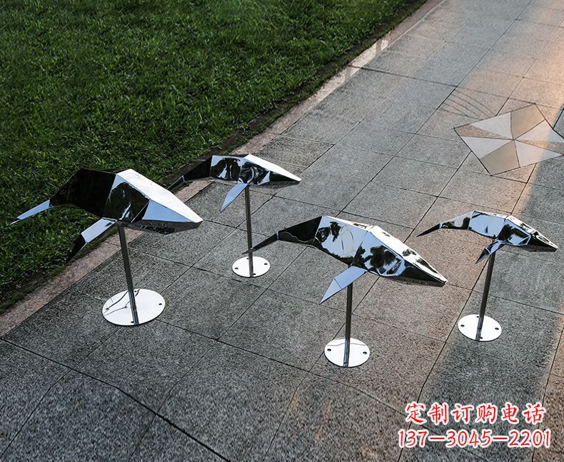 济南不锈钢海豚雕塑精致的海洋之美