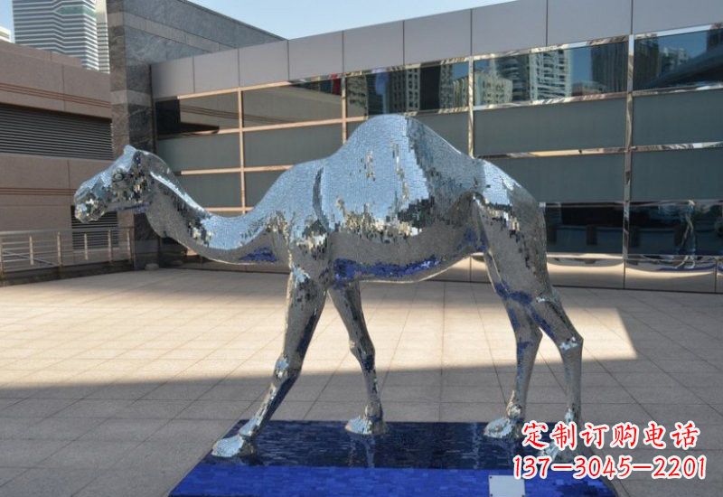 济南不锈钢骆驼雕塑