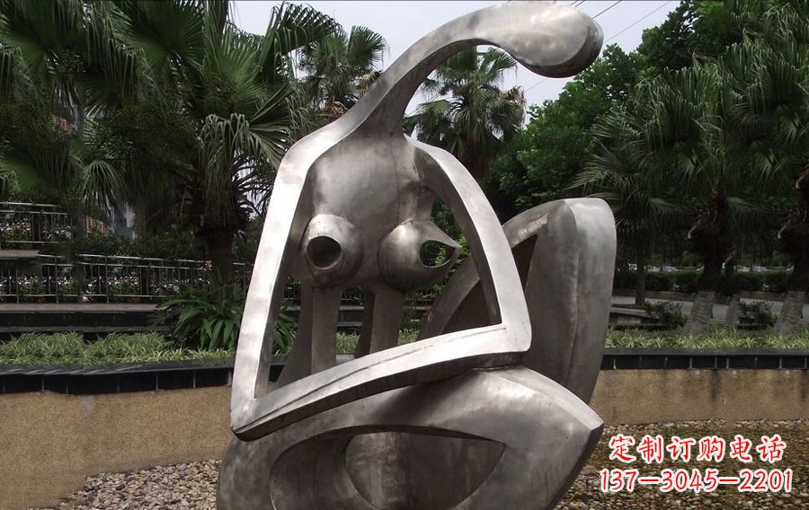 济南青春靓丽不锈钢美女人物雕塑