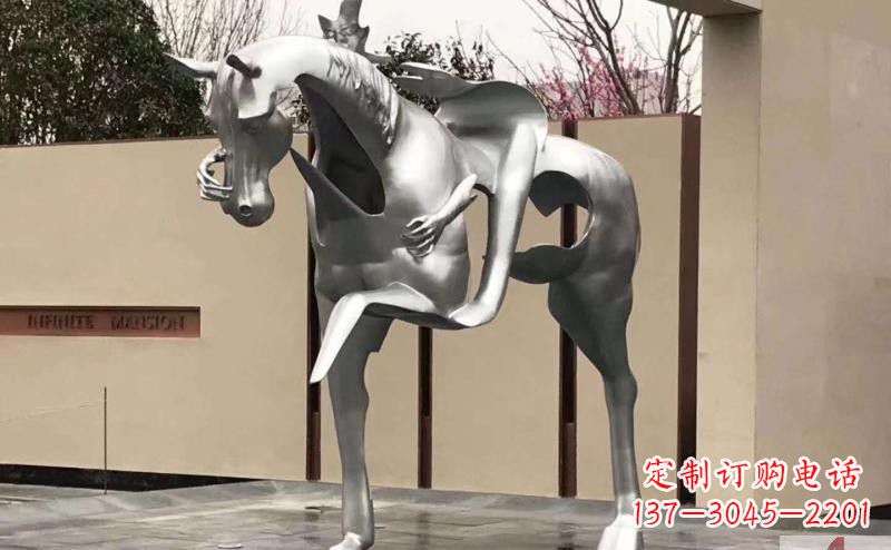 济南不锈钢骑马雕塑精美外形与经久耐用