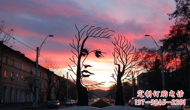 济南不锈钢人头雕塑点缀街边景观