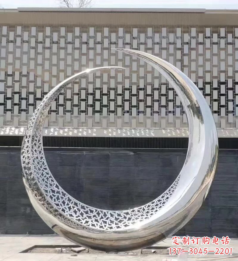 济南不锈钢月亮雕塑精美的艺术之作