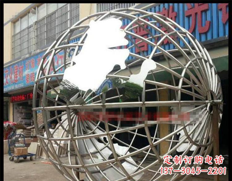 济南纪念地球的不锈钢雕塑