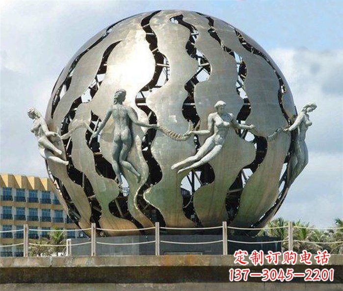济南不锈钢地球雕塑一座精致而又充满着力量的艺术作品