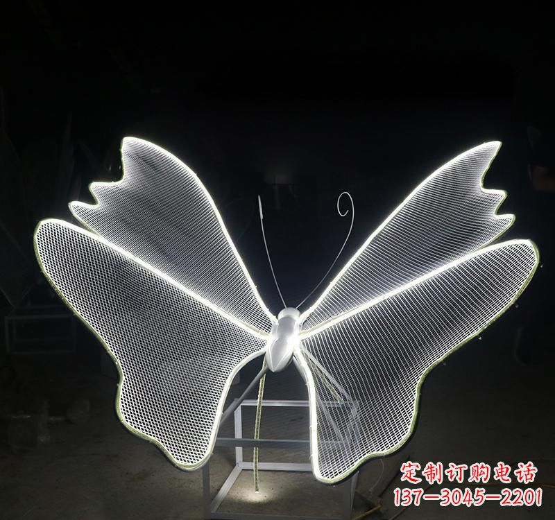 济南不锈钢灯饰蝴蝶雕塑