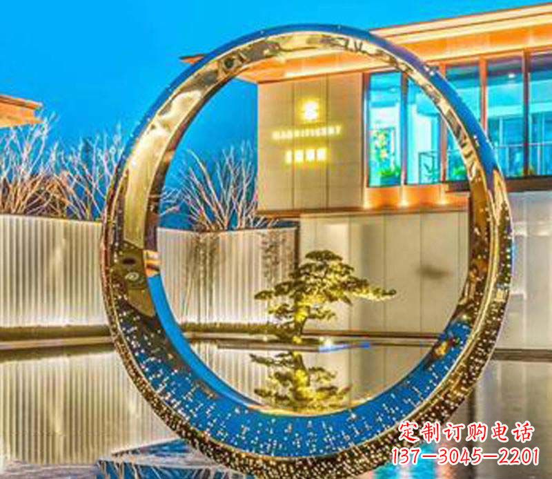 济南精美不锈钢灯饰圆环雕塑