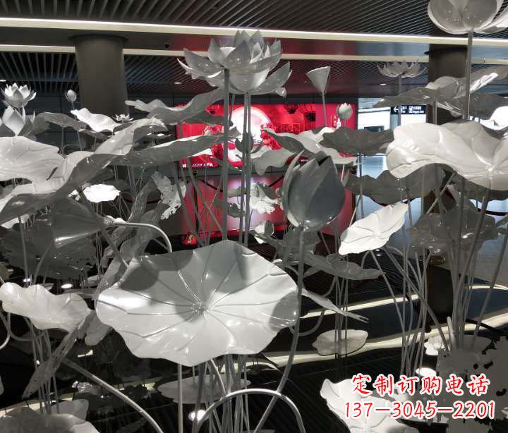 济南不锈钢锻造荷花雕塑