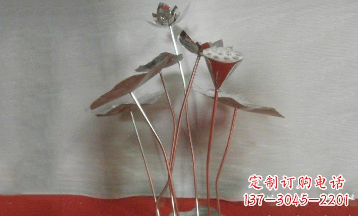 济南不锈钢锻造的荷叶雕塑