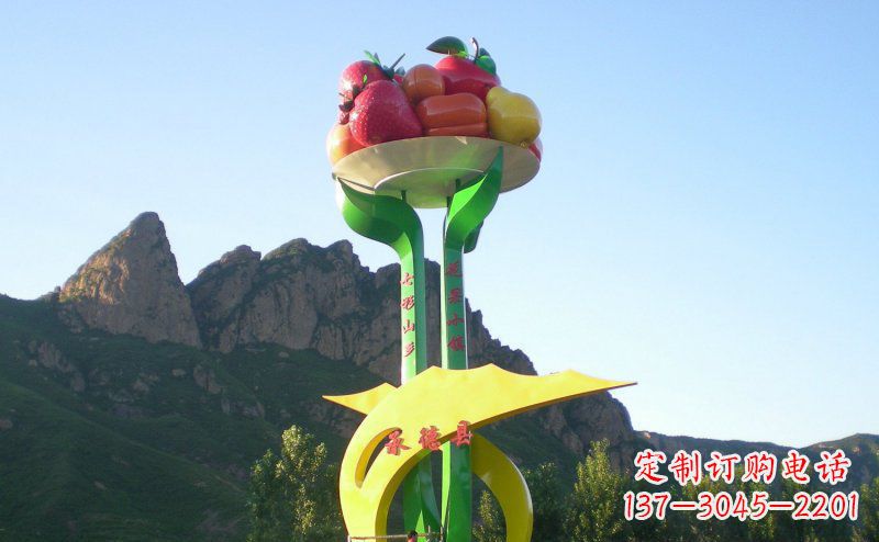 济南不锈钢制作的苹果雕塑