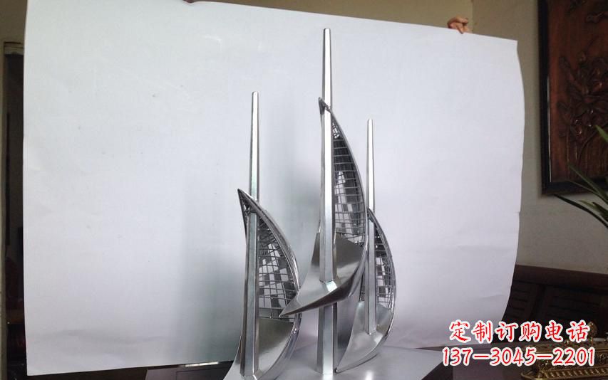济南不锈钢帆船乘风破浪雕塑