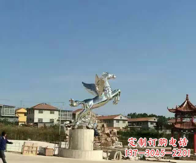 济南不锈钢飞马雕塑象征勇气与美丽