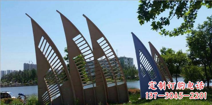 济南不锈钢公园的船帆雕塑