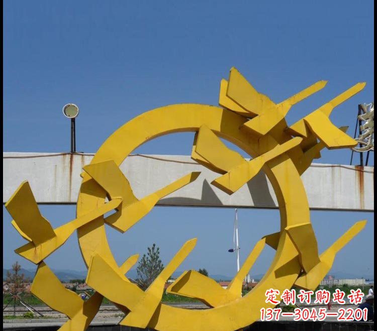 济南不锈钢大雁雕塑点缀公园美景