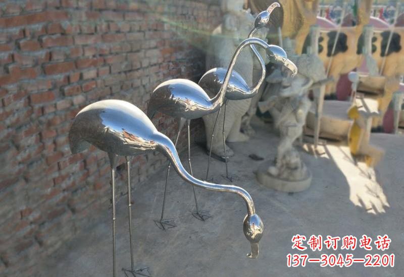济南不锈钢火烈鸟雕塑灿烂耀眼的艺术之作