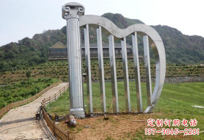 济南不锈钢公园大型抽象竖琴雕塑