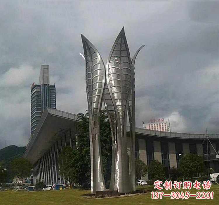 济南不锈钢公园大型树叶雕塑精美绝伦