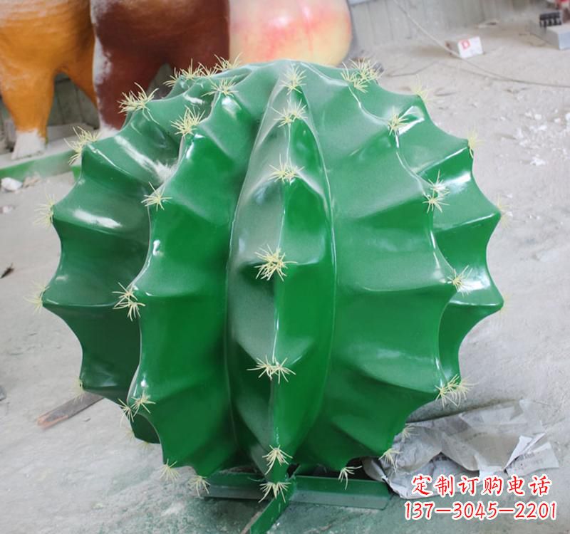 济南不锈钢仙人掌雕塑给公园景观增添灵动之美