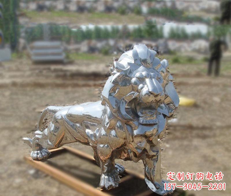 济南不锈钢雕刻的狮子