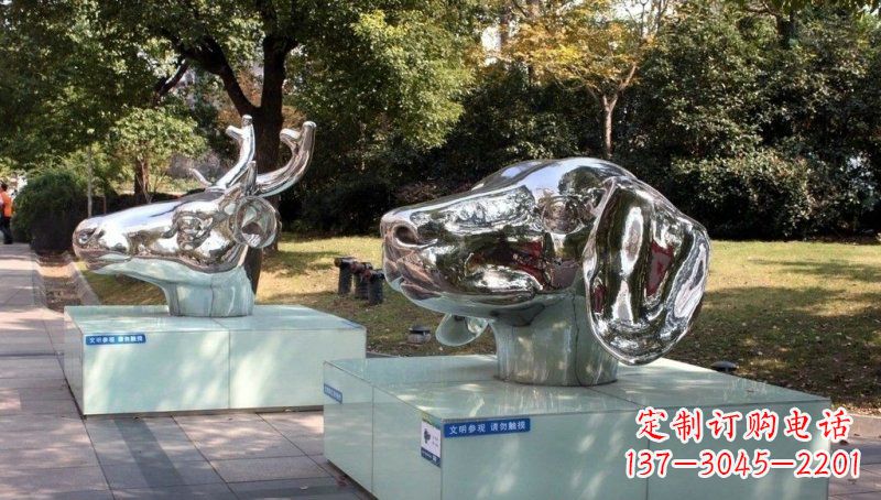 济南不锈钢十二生肖动物头像雕塑的魅力