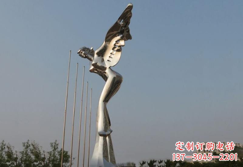 济南不锈钢天使雕塑精美而优雅