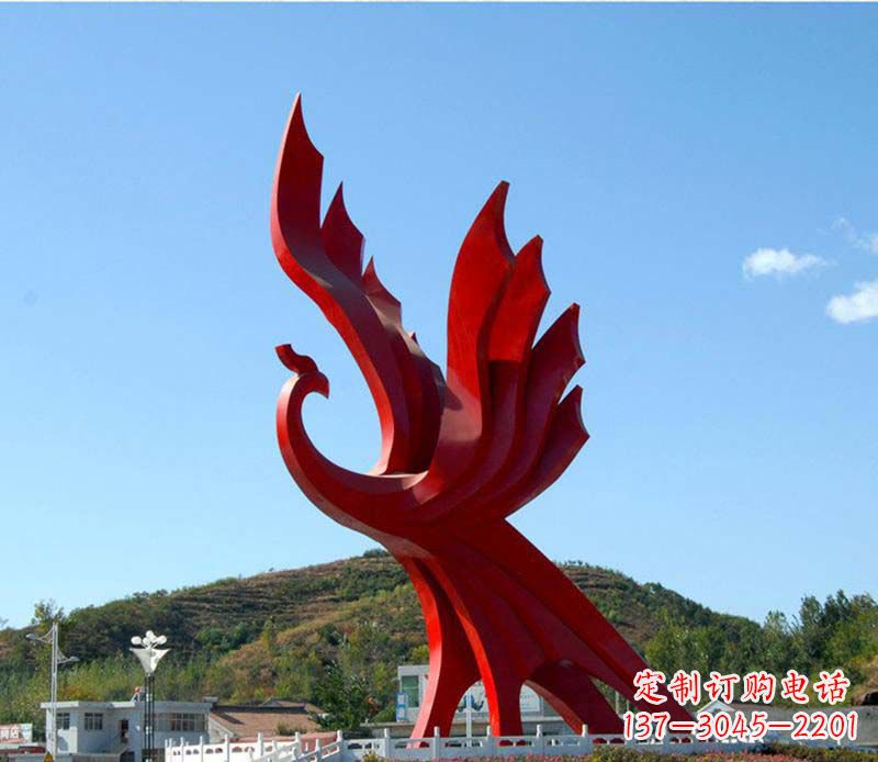 济南璀璨凤凰不锈钢广场上的艺术之美