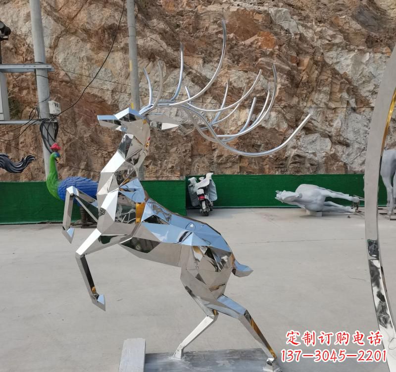 济南不锈钢广场梅花鹿雕塑