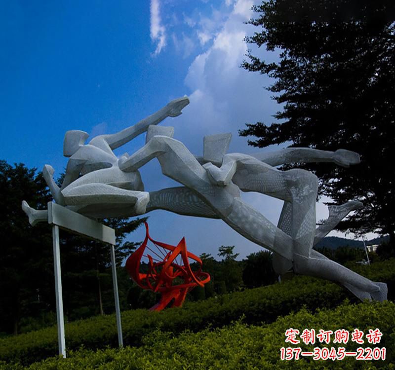 济南不锈钢中的运动员雕塑